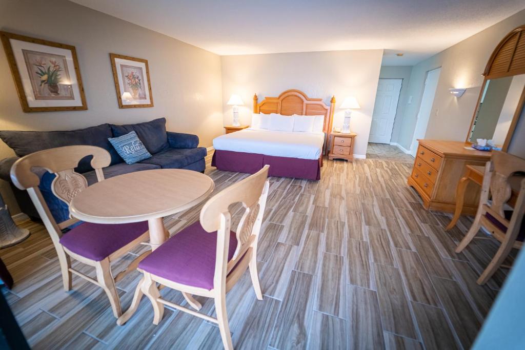 Dockside Inn & Resort photo 2