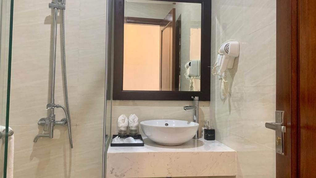 Двухместный (Двухместный номер Делюкс с 1 кроватью), Paragon Noi bai Hotel & Pool