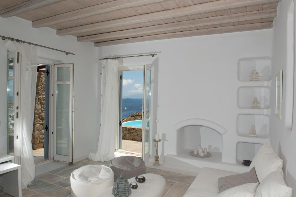Villa Ammonite with heated pool by Diles Villas photo 1