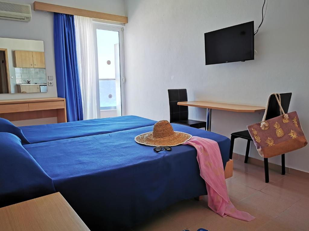 Студио (Номер-студио (для 1 взрослого)), Europa Hotel