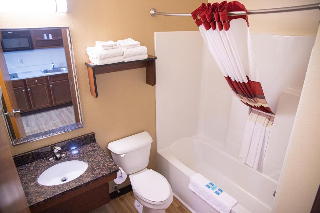 White House Suites photo 4