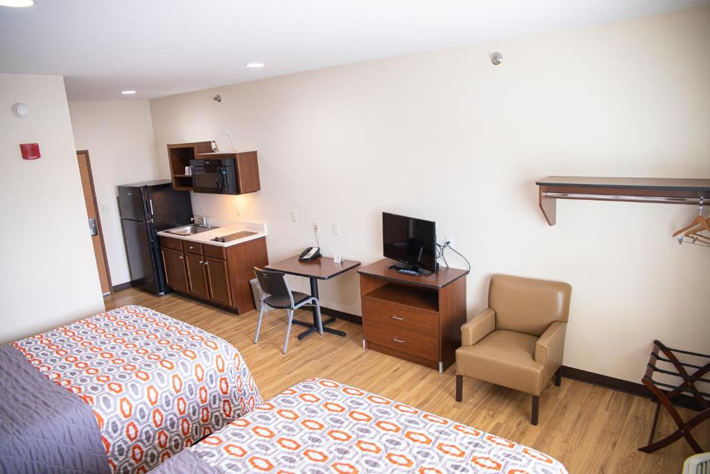 White House Suites photo 3