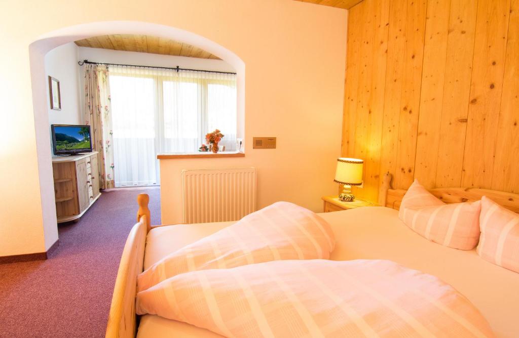 Hotel Rosengarten photo 4
