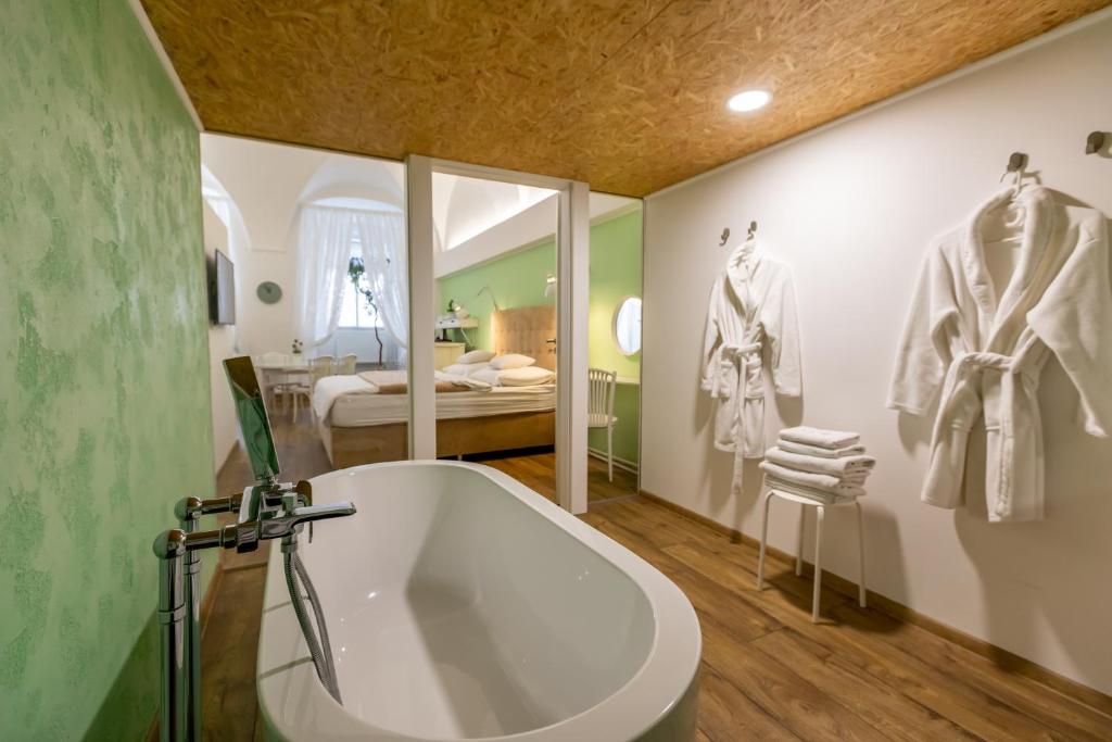 Palác Daun - Studio Apartments photo 1