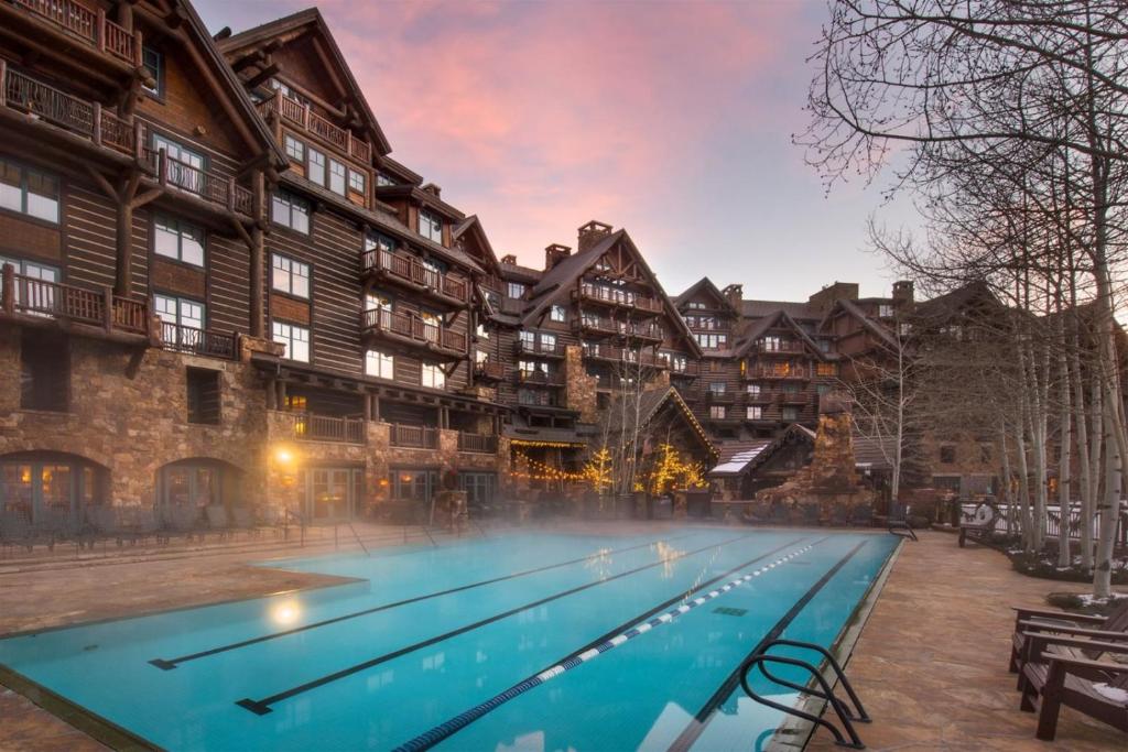 Bachelor Gulch Ritz-carlton Studio Mountain Residence With Ski In, Ski Out Access, Hot Tub, And Full Service Spa