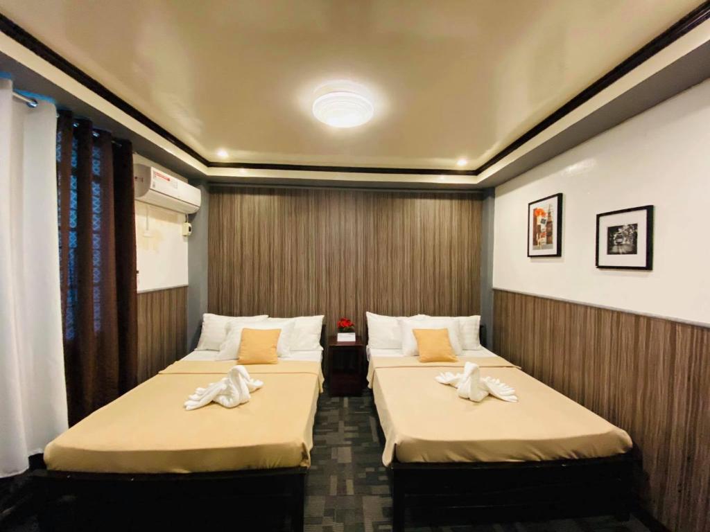 Семейный (Стандартный семейный номер), Amax Inn Makati