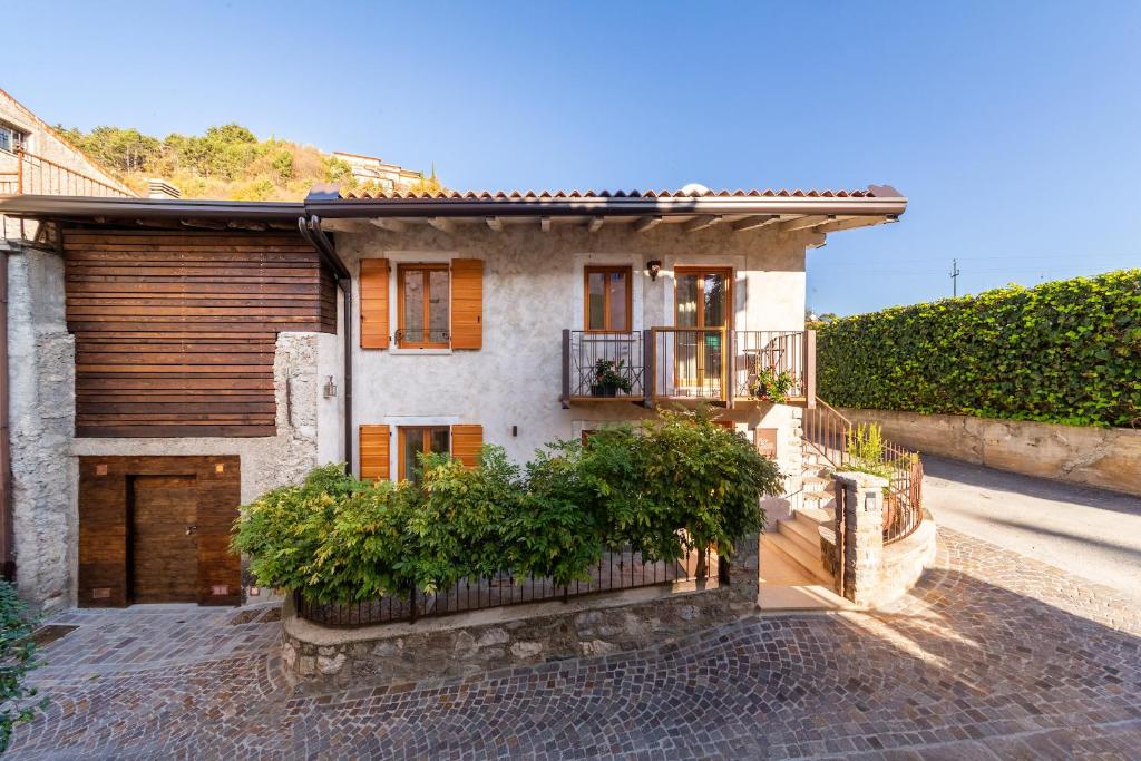 Borgo Cantagallo Casa Olivia 2 photo 2