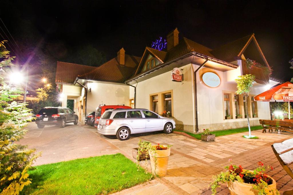 Hotel Zalesie photo 1