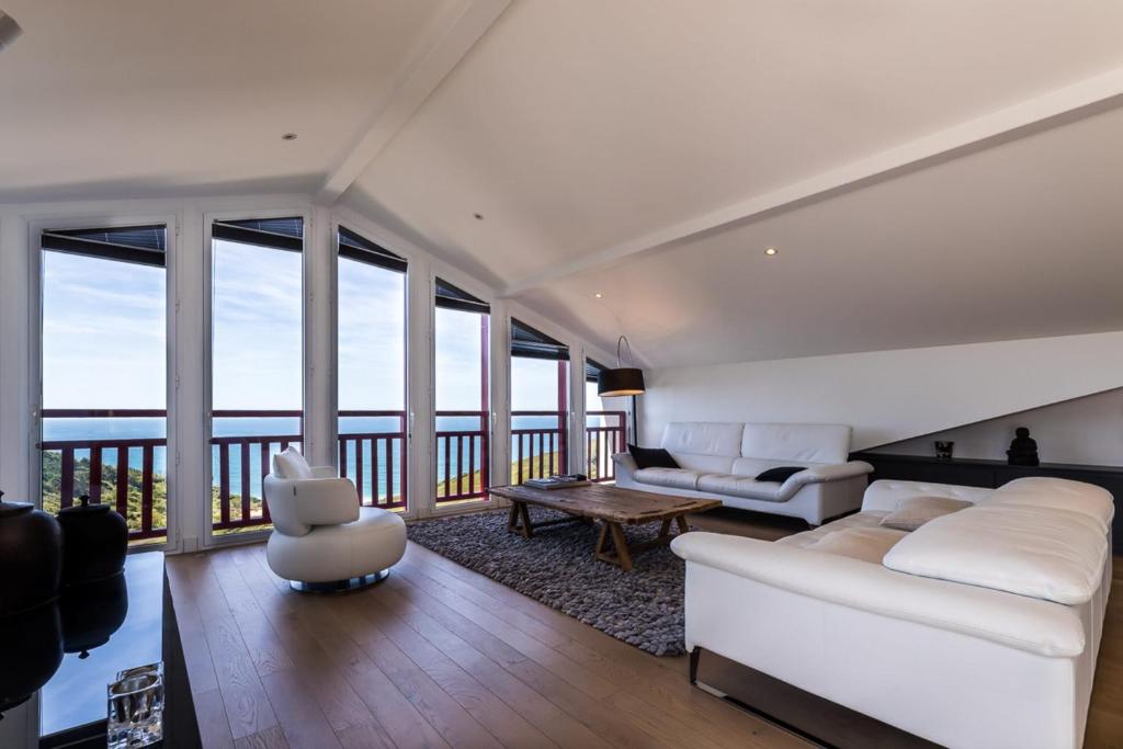 KEYWEEK IRRIKA Duplex Apartment facing the ocean with terrace in Bidart photo 3