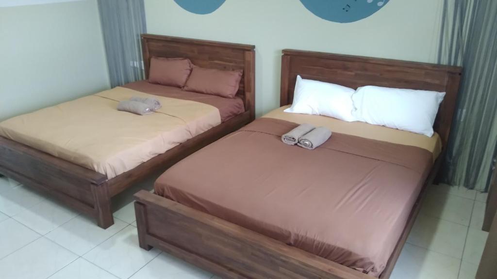 Rumanija's Airport Rooms photo 1