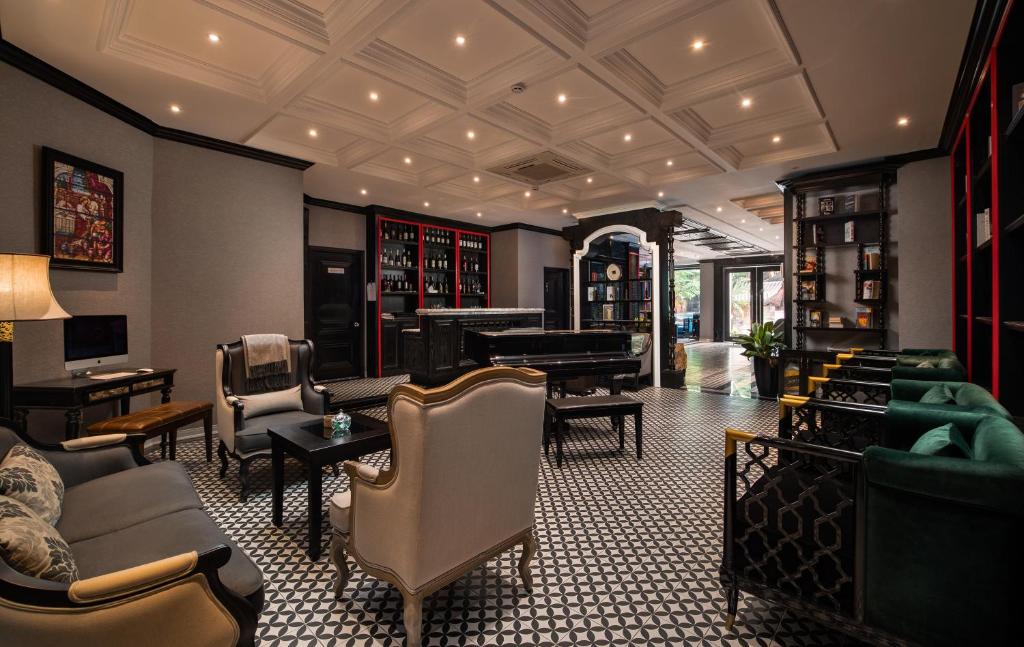 Acoustic Hotel & Spa