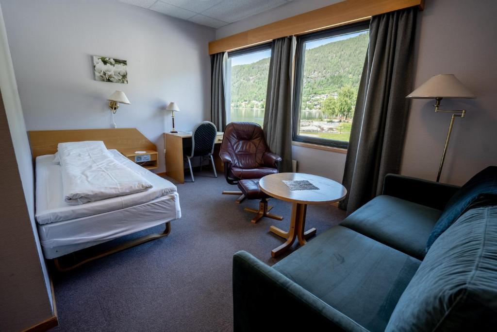 Innvik Fjordhotell photo 3