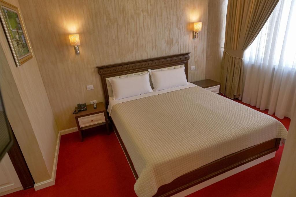 Rozafa Hotel photo 4