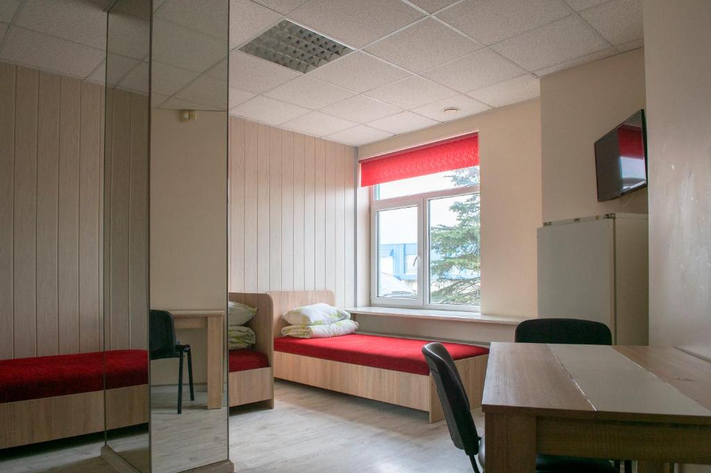 Трехместный (Трехместный номер с общим туалетом), Motel Laurita