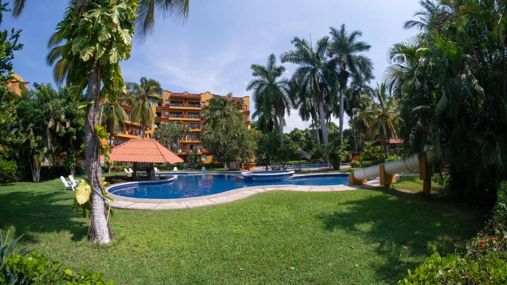 Hotel Puerta Del Mar Ixtapa photo 1