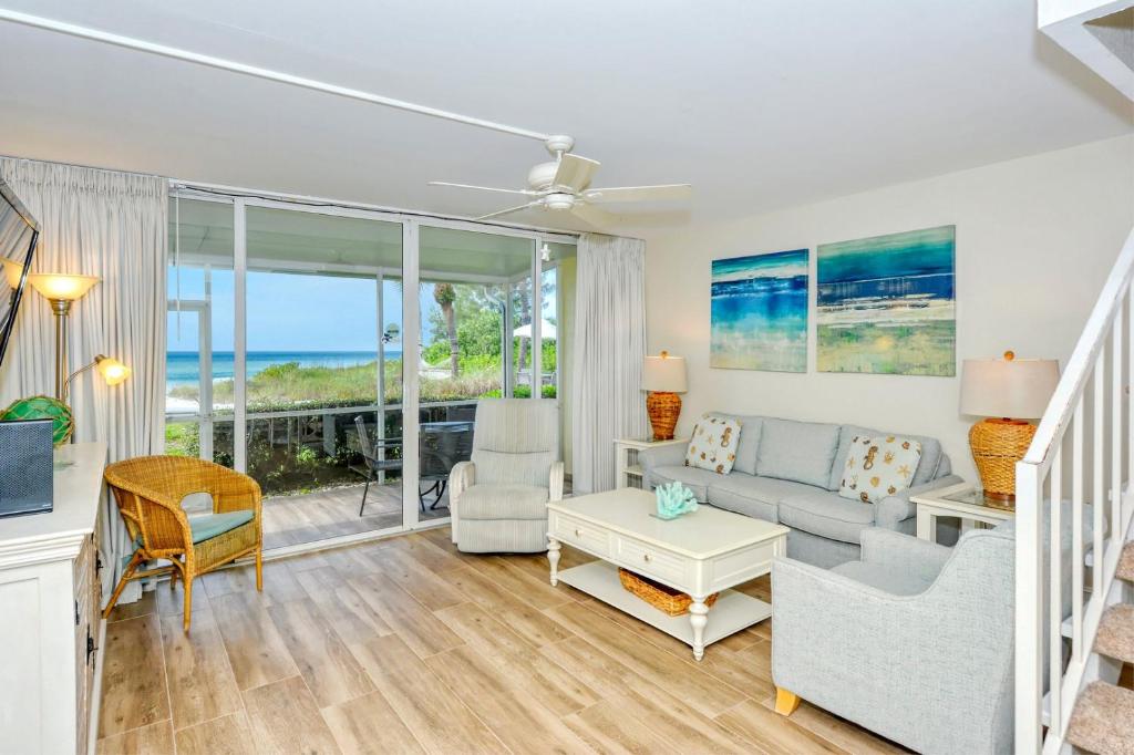 LaPlaya 102B-Directly on the beach with the warm Gulf waters waiting! photo 1