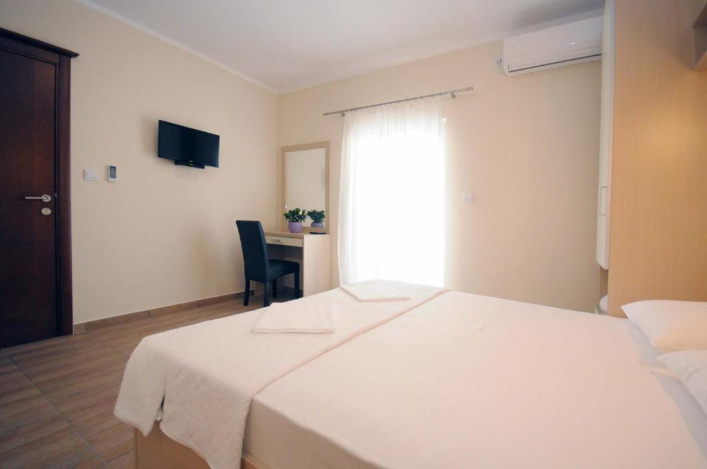 Студио (Номер-студио (для 2 взрослых)), Apartments Royal