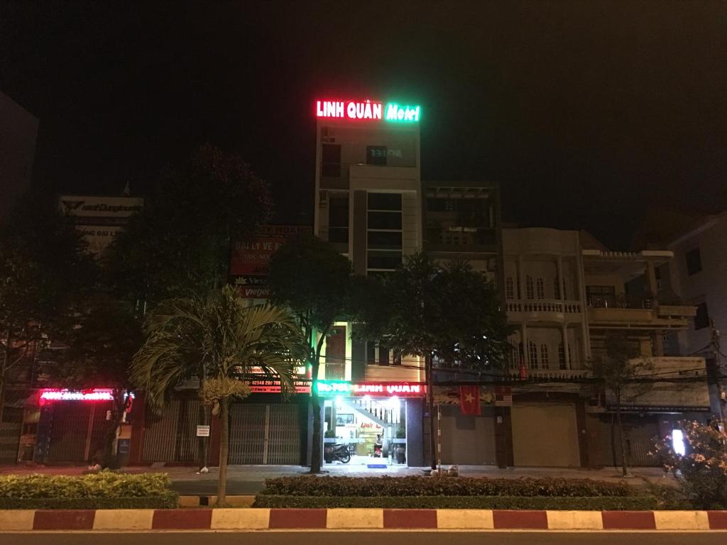 Nhà nghỉ Linh Quân