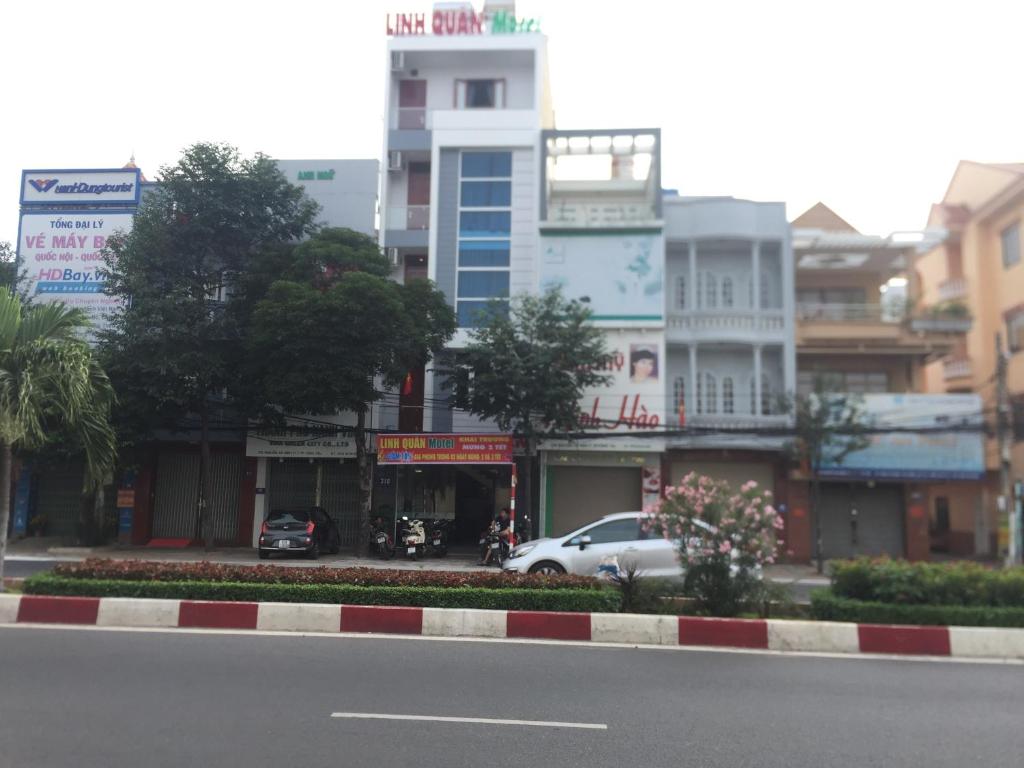 Nhà nghỉ Linh Quân