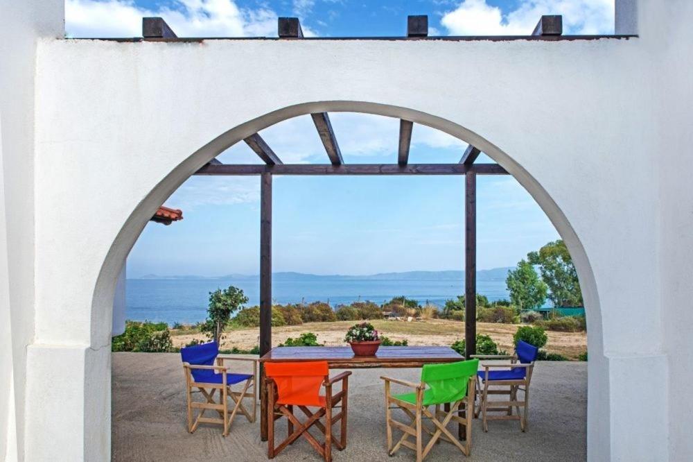Katevi Luxury Seafront Villa photo 2