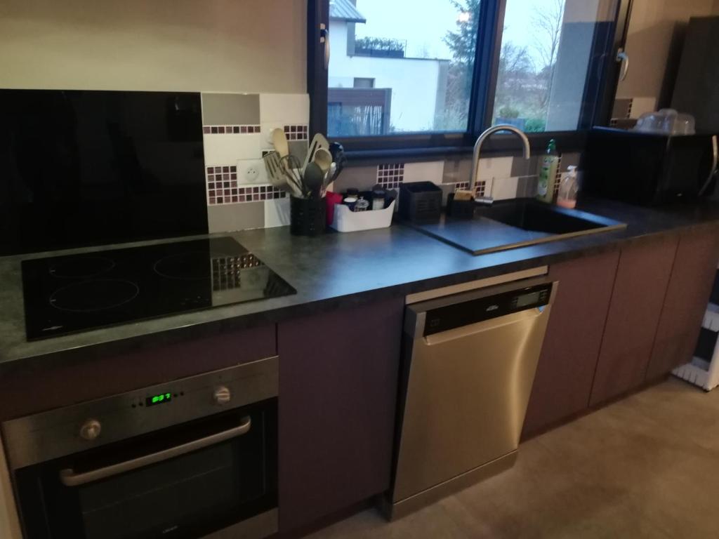 Villa'vi Lyon Est Chambres d'Hôtes photo 1