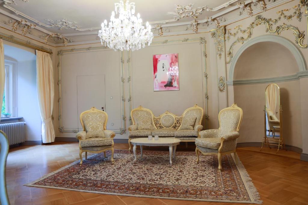 Romantik Hotel Schloss Hohenstein photo 2