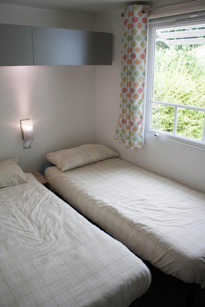 Mobile Homes by KelAir at Castell Montgri photo 2