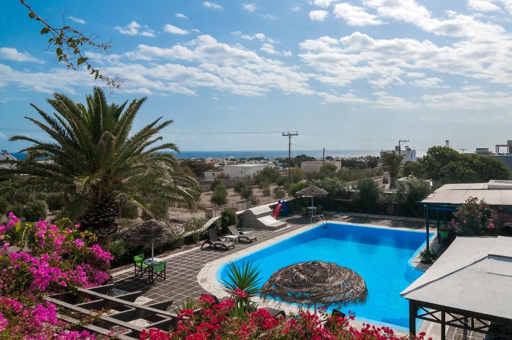 Holiday Beach Resort Santorini photo 3