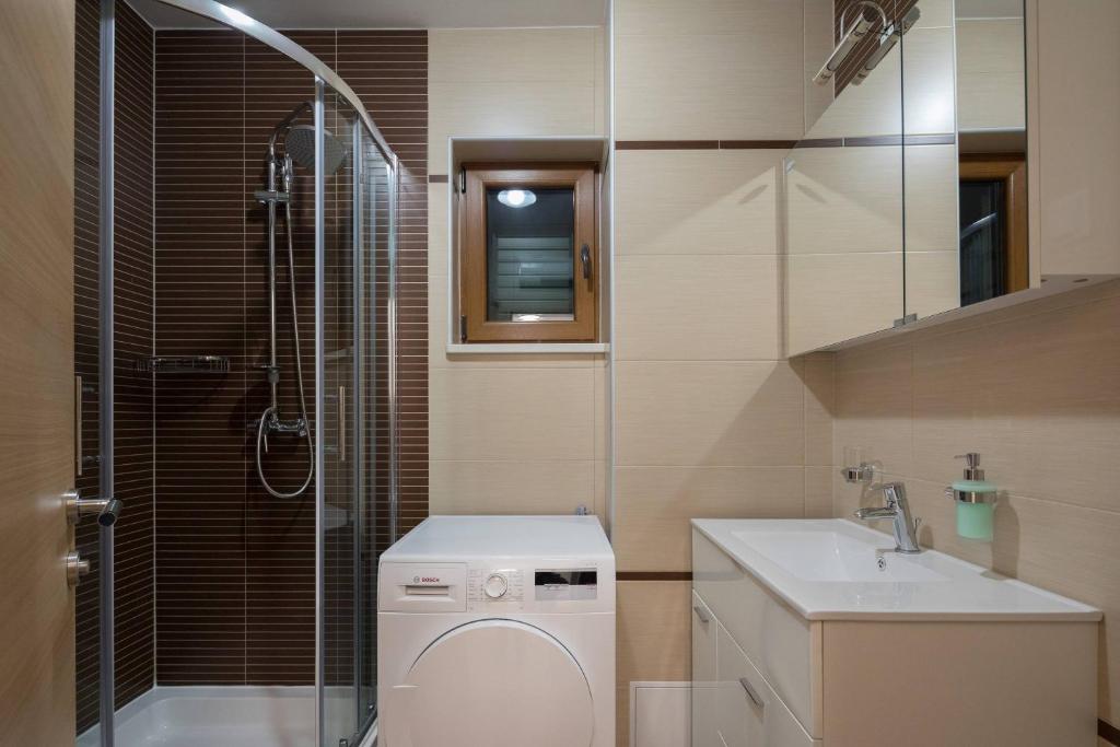 Seafront Luxury Private villa with hotel service photo 4