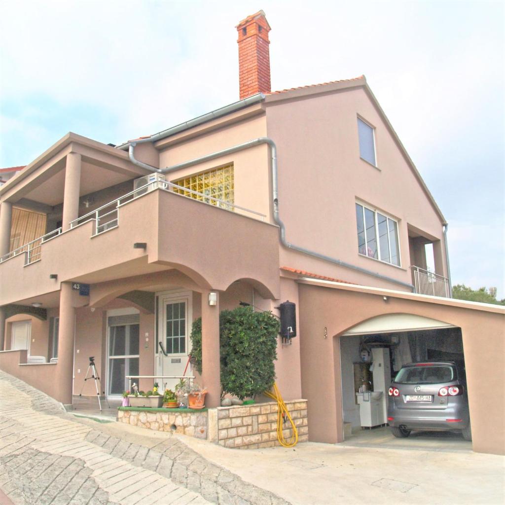 Cosy apartment on the Beach - Kali photo 1