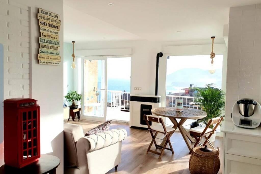 Villa vistas al mar, Urbanización privada con piscina de agua salada photo 1
