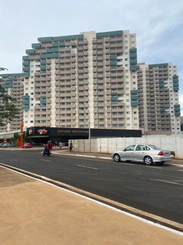 Apartamento em Resort de Olímpia - Direto com Dono Apto 1201 photo 3