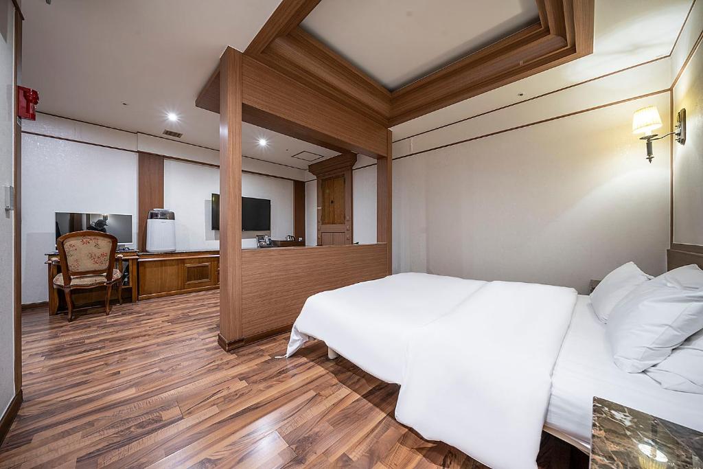 Hotel Cullinan Yongin photo 2