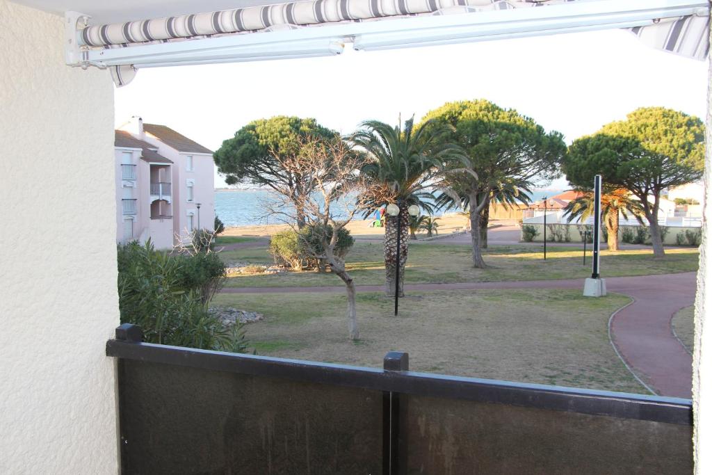 Antigua photo 2