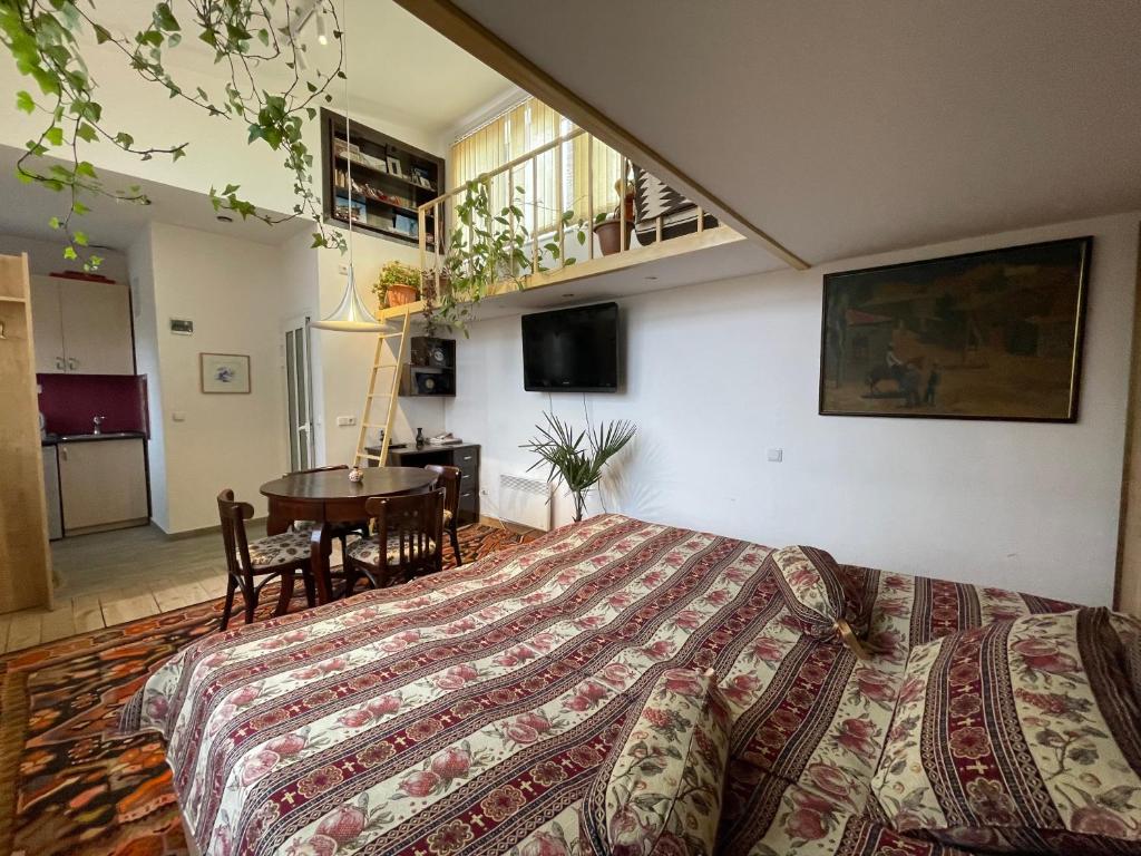 Armine's B&B photo 1