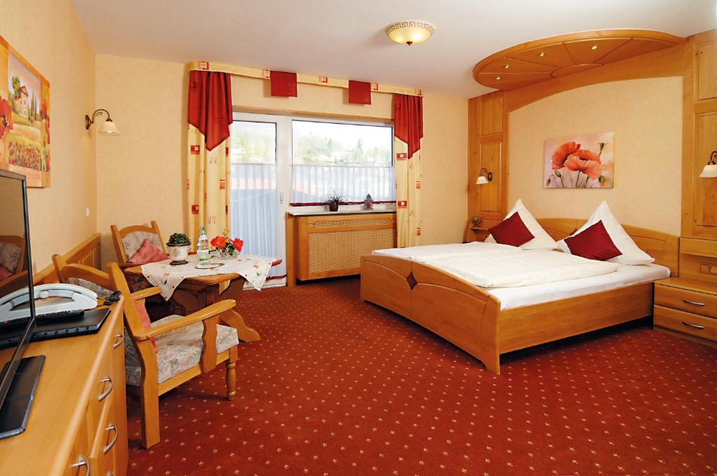 Hotel Ursula Garni photo 4