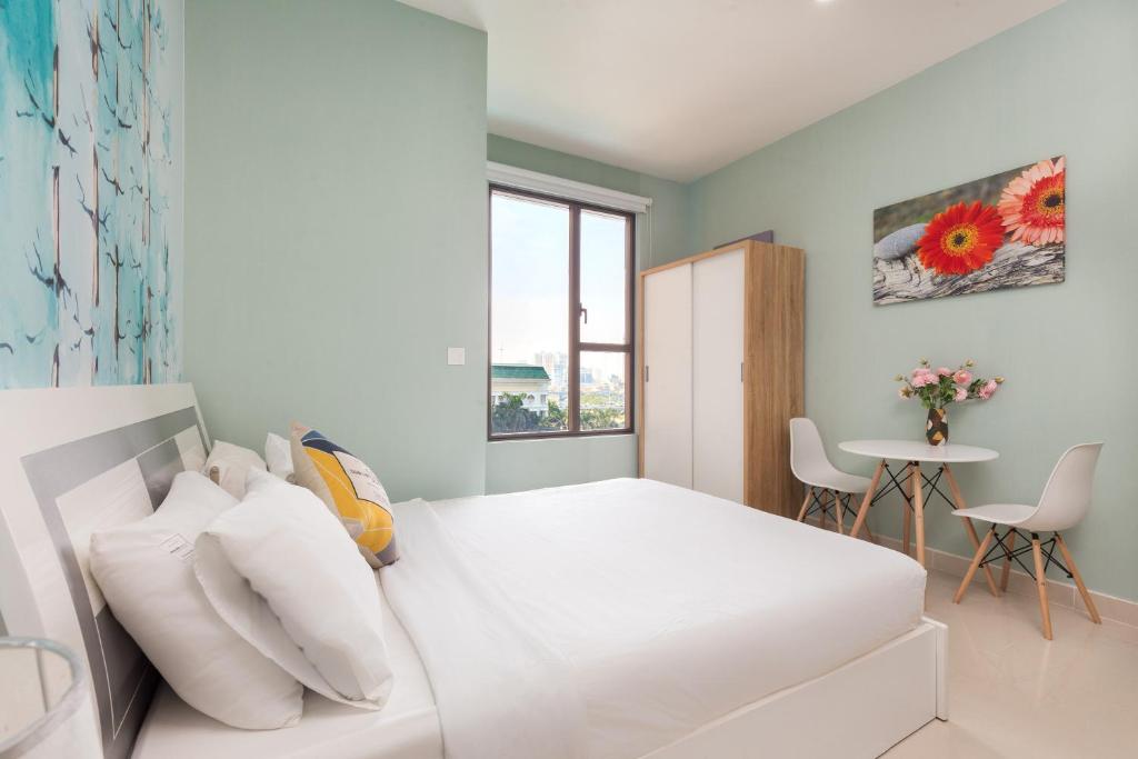 Tresor Pool and Gym, The Saigoner