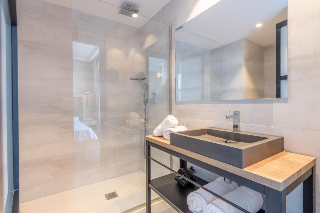 Kyrat Amarac Suites photo 2