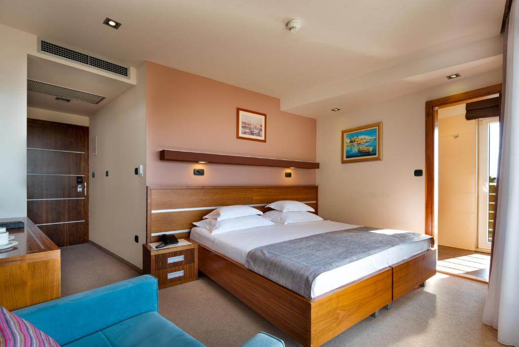 Hotel Plaža photo 2