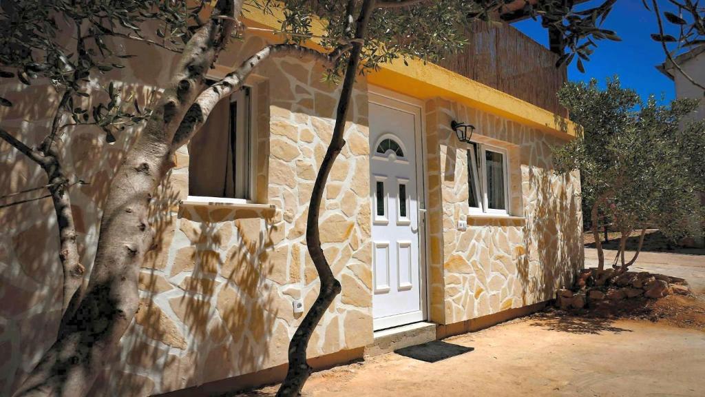 Island Stone House photo 2