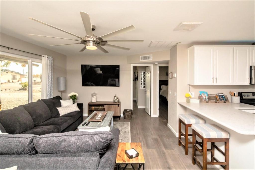 NEW! Family Lake Havasu Home Close To Off-Roading And London Bridge! image