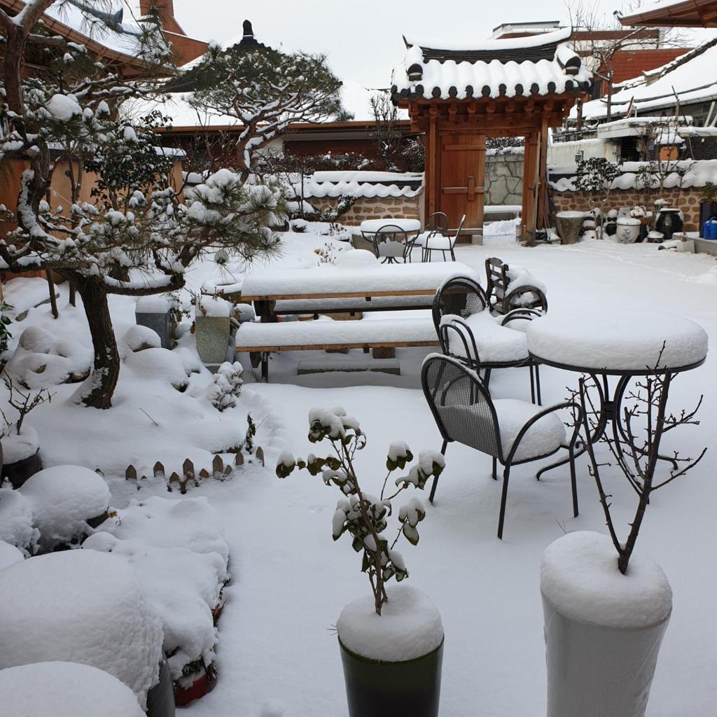 Hanok Hyeyum photo 2