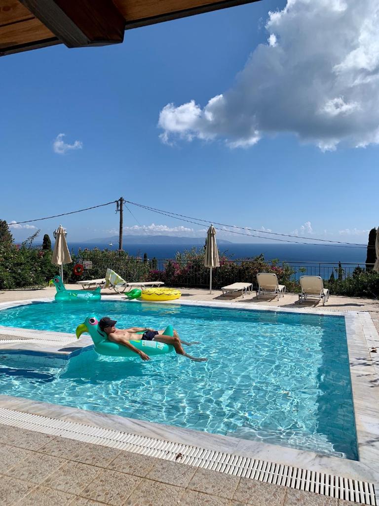 Villa Manoli photo 1