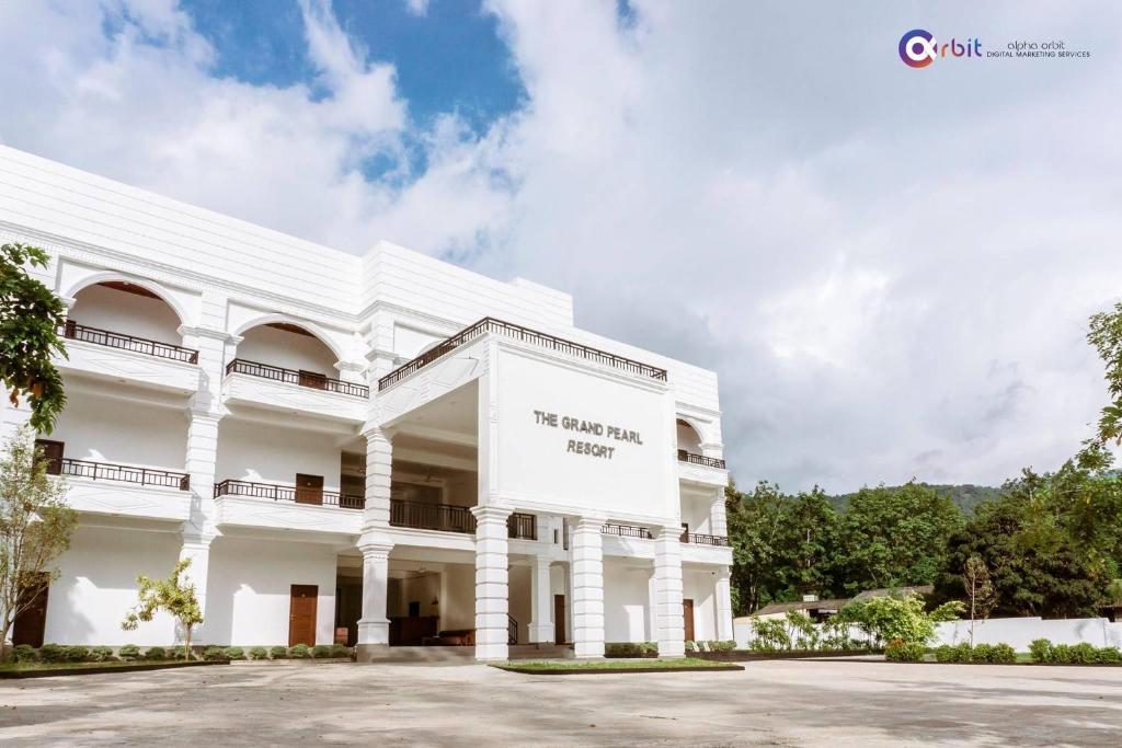 The Grand Pearl Resort photo 2