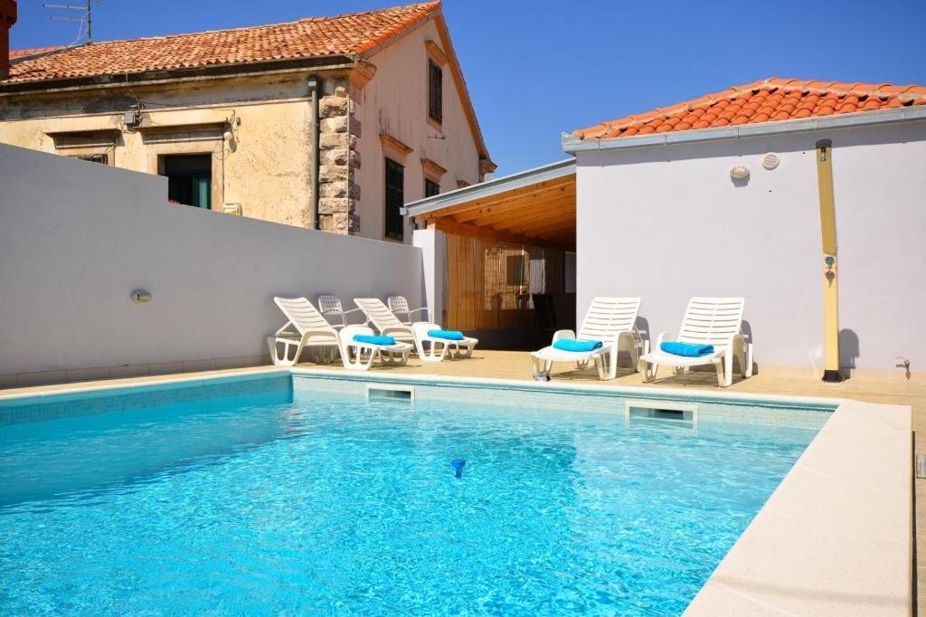 Holiday Home Belmondo