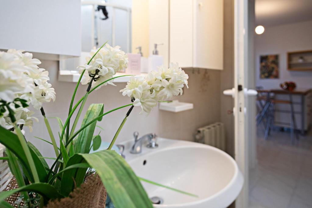 APARTMENT ORTENSIA - Regarda Travel - Tap to explore photos