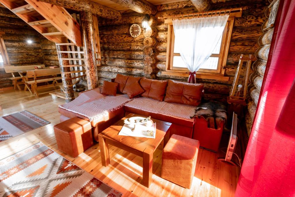 Zlatarske brvnare Zlatar Chalets photo 2