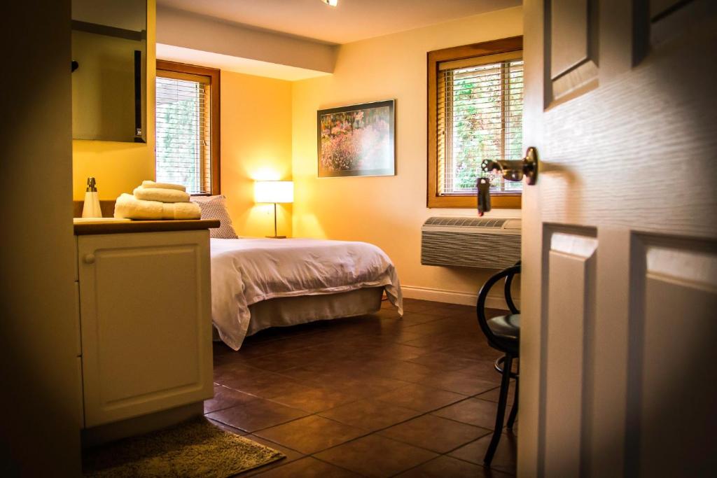 All Seasons Bed & Breakfast photo 1