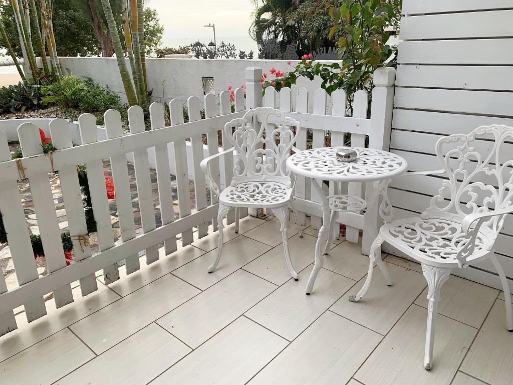 Двухместный (Double Room with Seaview Garden), Bellagio Pets Friendly Resort