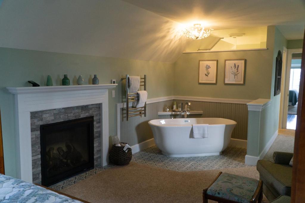 Ravenscroft Inn photo 3